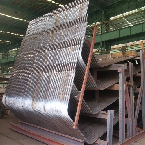 Некоторые сосуды настраиваемая длина окрашенная водная завеса стенка