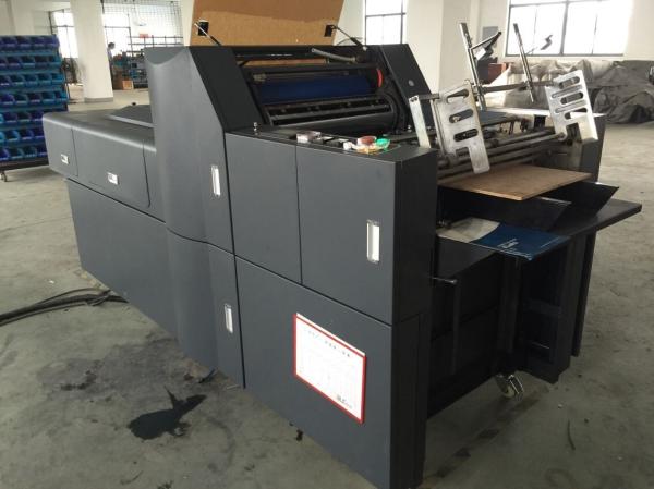 Fast Heating Spot UV Varnish Coating Machine 4500p/H 16kw