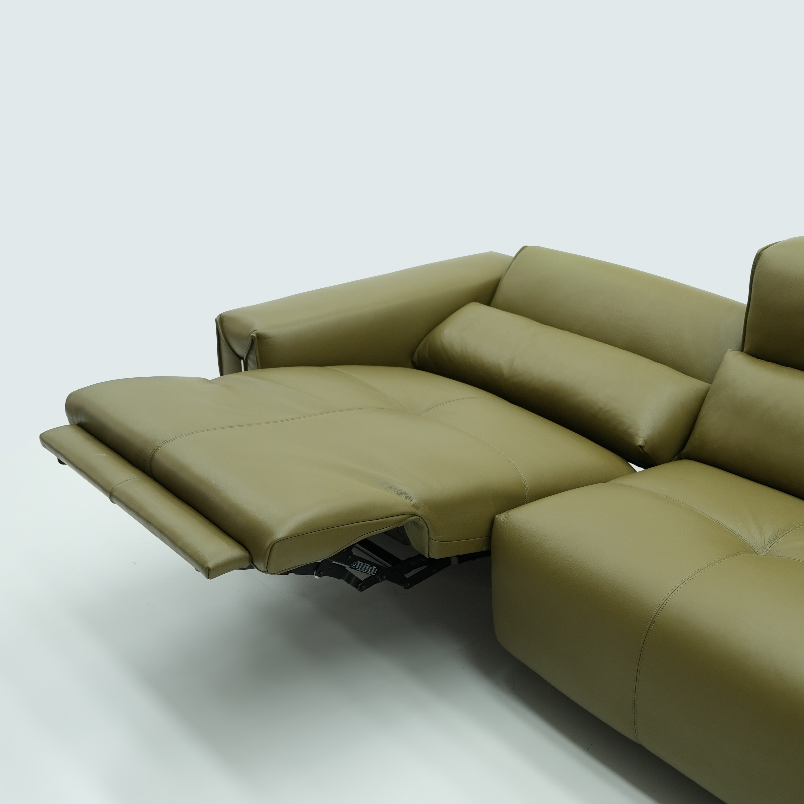 Modern Recliner Sofa with Power Footrest and Slim Metal Legs – Zero Wall