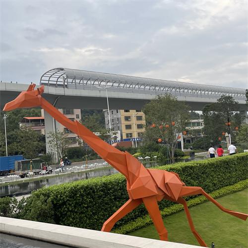 Geometry Large Outdoor Metal Giraffe Sculpture Decorative For Mall Square