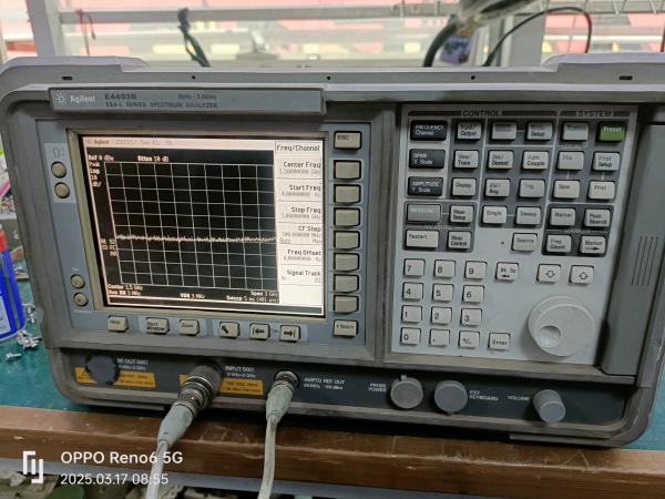 3 GHz Portable ESA-L Spectrum Analyzer RF Spectrum Analyzer Agilent E4403B