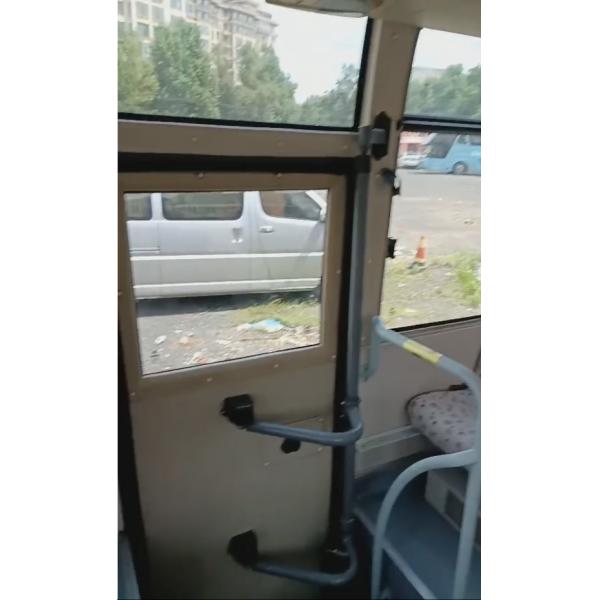 Model Zk6752d Used Yutong Bus Lhd Rhd Available 32 Seats Coach LHD Steering