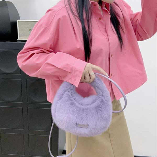 Winter Brown Mini Fox Fur Handbags Long Chain Fluffy Fur Bags for Sophisticated Women