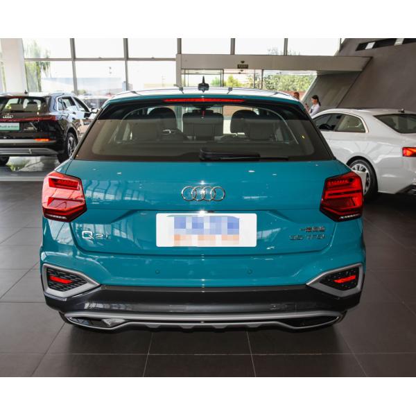 Audi Q2L 2022 35 TFSI Moda Dinâmico Pequeno SUV a gasolina Cinco Lugares Novo