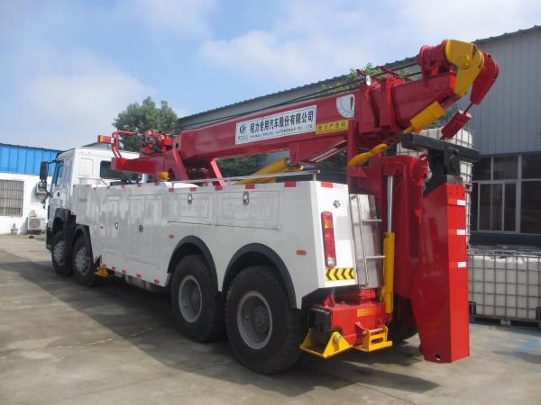 Howo 8*4 50T Hydraulic winch: 15 tons*2 rotate for 360 degree heavy duty wrecker truck