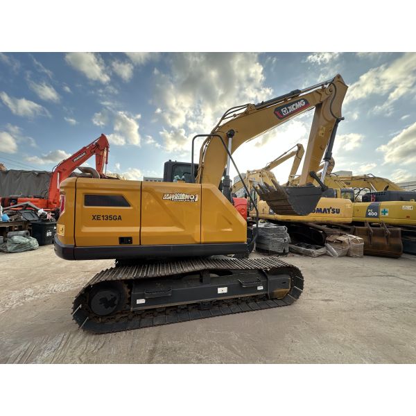Used XCMG XE135GA excavator XCMG used construction equipment