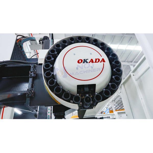 Hot Sale GMC1612 CNC Milling Machine Heavy Duty Gantry Type CNC Machining Center Customized