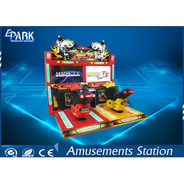 Moteur de luxe de TTT emballant le simulateur de jeu avec l'écran à hauteur de d