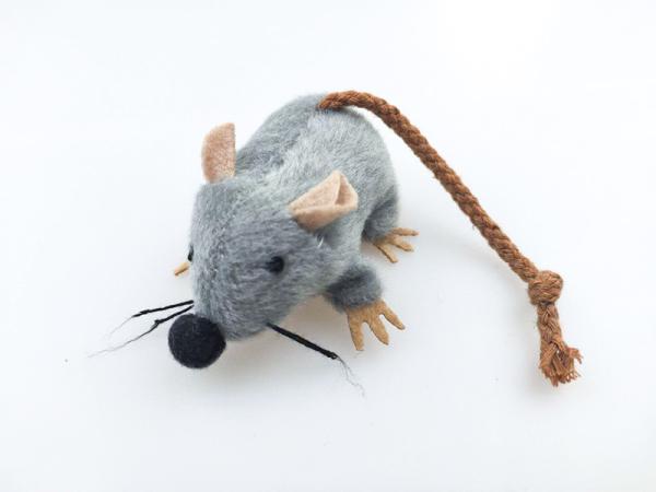 Lightweight Plush Pet Toys Easy Cleaning With A Long Tail CPC Certification