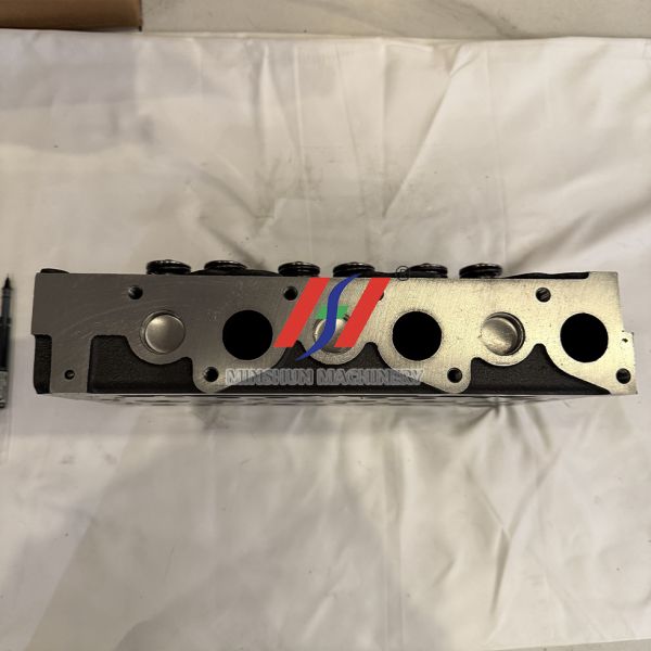 D1703 D1803 Cylinder Head Assembly Kubota Engine Cylinder Head Assembly Replacement