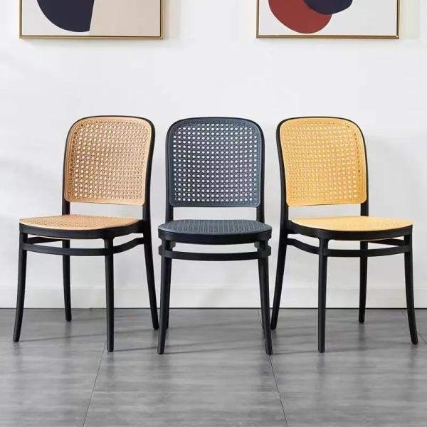 OEM ODM Plastic Wicker Dining Chairs White Plastic Outdoor Dining Chairs For Hotel