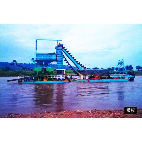 8/3 Inch Pump Diesel Gold Bucket Dredger 15 m Dredging Depth