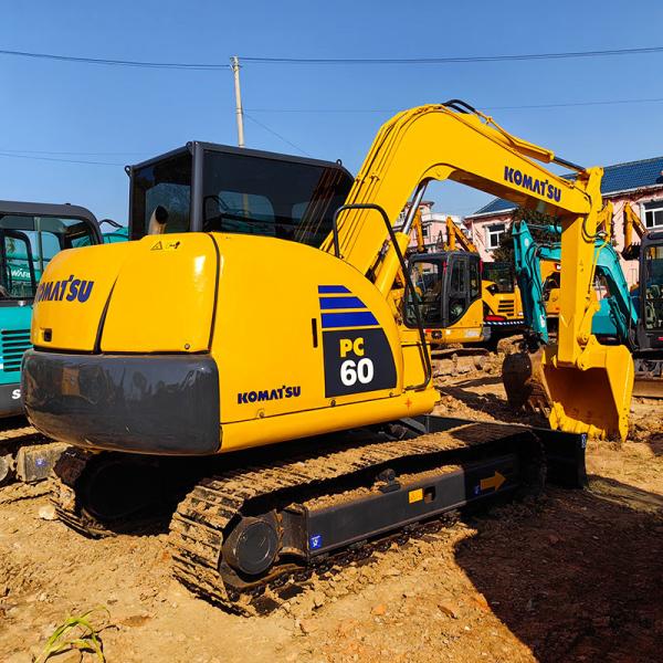 Japanese Imported Original Used Compact Excavator Komatsu PC60-8 0.3m3 Bucket Capacity