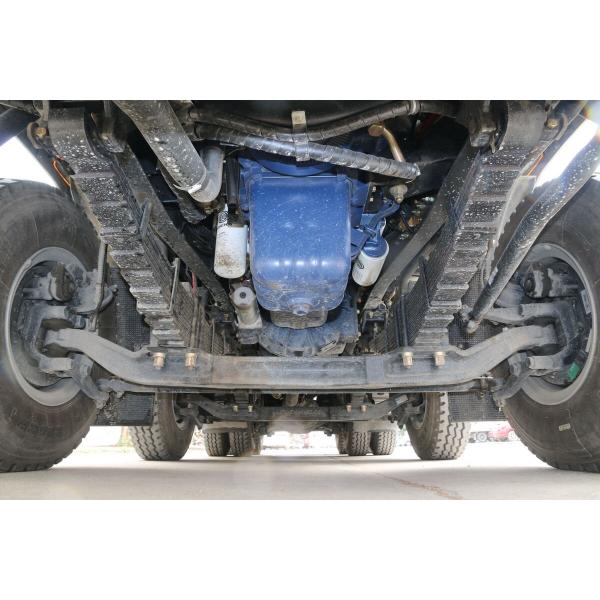 Camion à ordures d'occasion en Afrique DAYUN N8V 8*4 Mode de conduite 350 chevaux Camion à ordures de construction d'occasion Avec un faible kilométrage