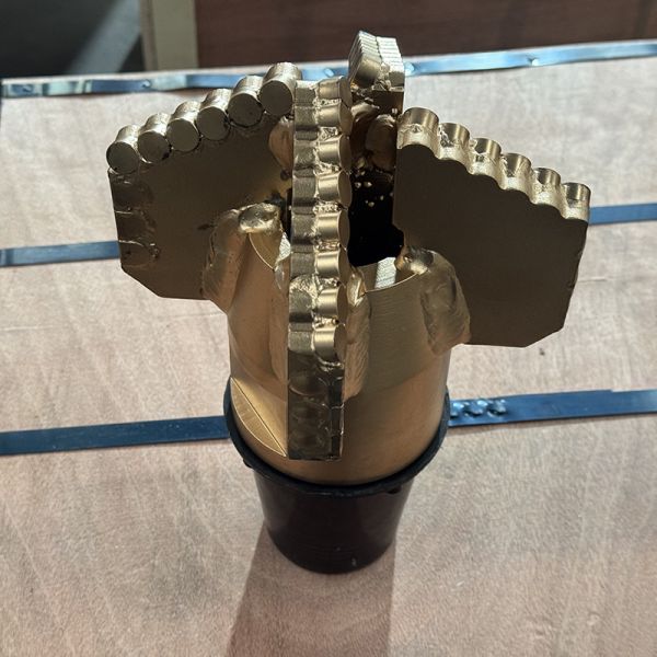 PDC Drag Bit Used For Geological Exploration Suitable For Soft To Medium Hard Rock