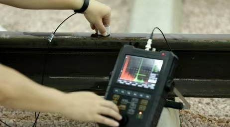 Железнодорожное обнаружение с железнодорожным сварным швом предназначенный тандемный сканер цифровой ультразвуковый детектор дефектов