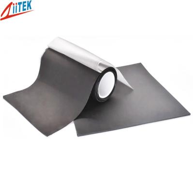 TIS300 Matériau de silicone conducteur 65±5 Shore 00 Dureté Nickel / Graphite pour l'industrie