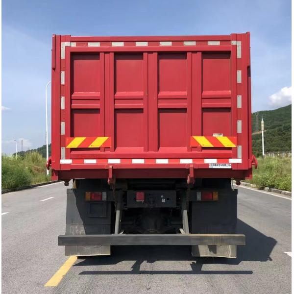 Three Axle Diesel 3 Seater Dump Cargo Truck Rear Drive 6×4 Manual Transmission