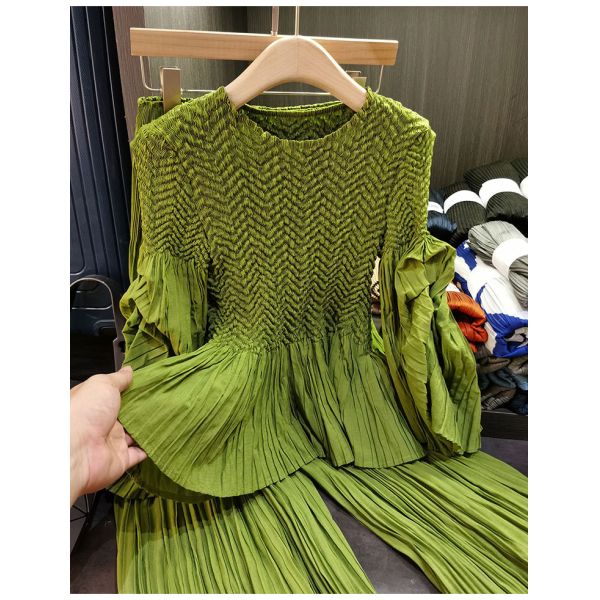 Nice Fashion Simple Pleated Suit Women's New Autumn Simple Design Pleated Top Wide Leg Pants Two-piece Set