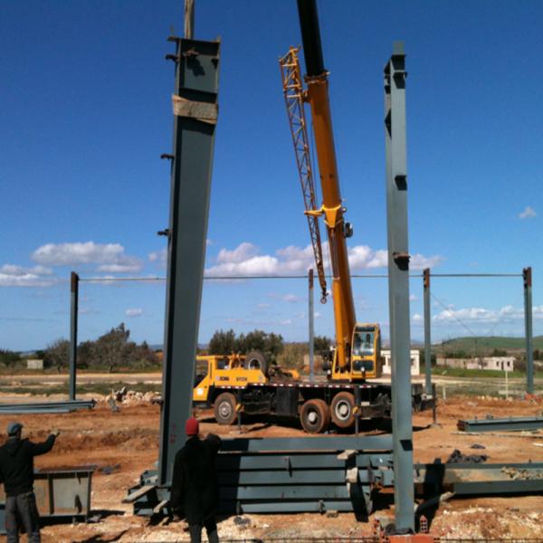 Hangar de structure en acier personnalisé entrepôt de réparation d'aéronefs en m