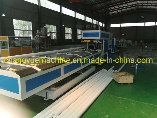 Machines de ligne de production d'extrusion de tuyaux en PVC avec système d'interconnexion complet