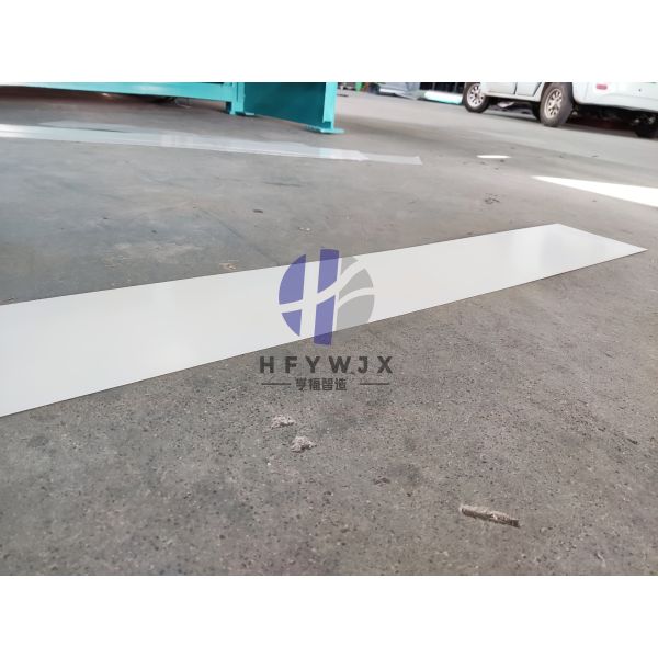 1.3M Stainless Steel Leveling Machine PLC Touch Screen Control for Industrial Sheet Metal Straightening