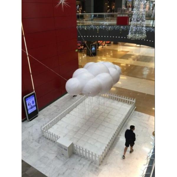 flotador inflable del globo de la nube del helio del PVC de 0.18m m en el aire con la luz del LED