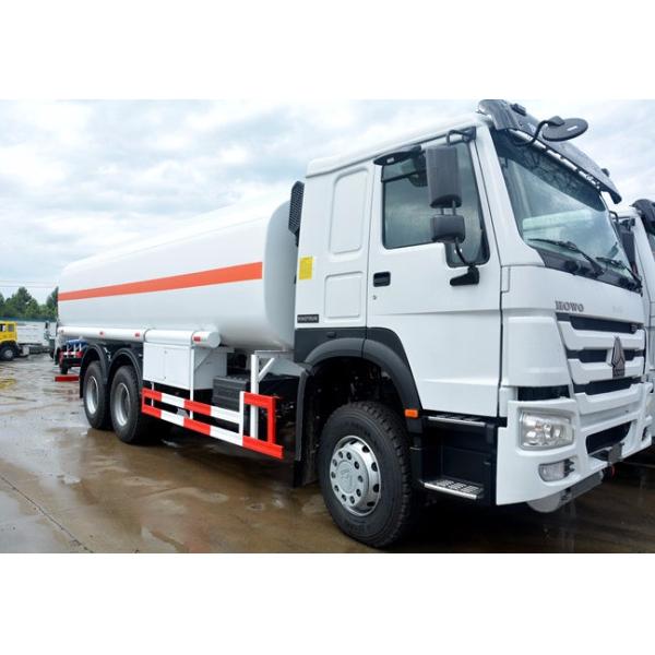 SINOTRUK HOWO 4x2 10,000 Liters oil fuel tank truck capacity for sale
