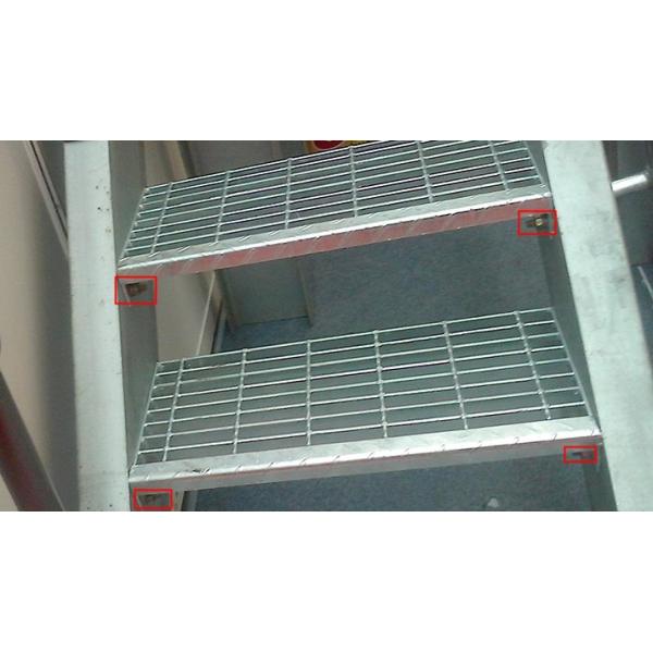 T4 Metal Bar Grating Stair Treads Steel Ladder Bearing Bars At 60mm Pitch