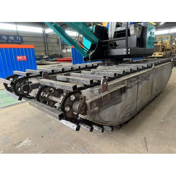 500m Output Distance 4m Dredging Depth Amphibious Excavator with 1m³ Bucket Capacity