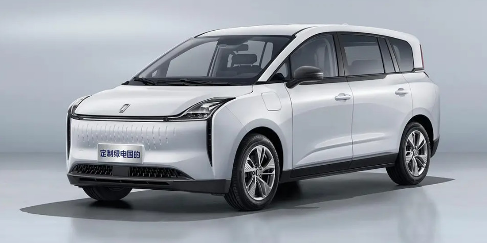 BESTUNE NAT 419KM Дальность действия компактный чистый электрический MPV для семьи / такси Максимальная скорость 140 км / ч