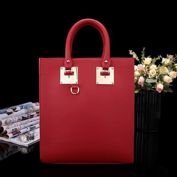 2016 spring and summer new European style leather leather handbag female retro iron square