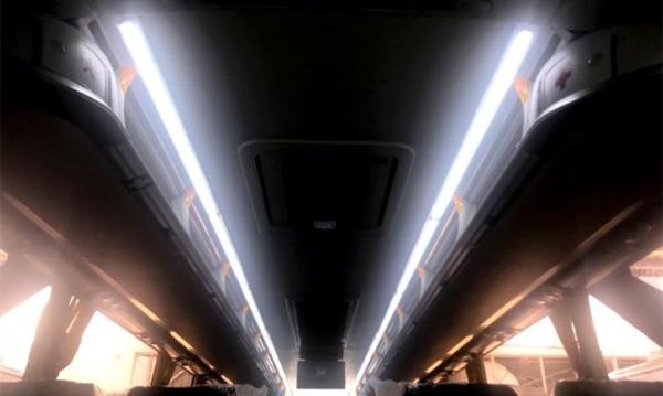 53 lugares Kinglong Ônibus a diesel e autocarros de luxo Ônibus de autocarro de direita