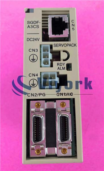 50 / 60HZ Yaskawa SGDF-B5CP Servo Drive 3 Phase 0-24VAC Input  2.9AMP