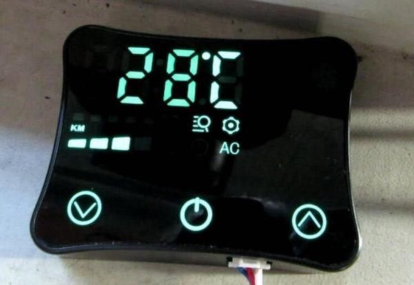 Semi-Closed Controller 12V 24V 2KW 5KW Truck Diesel Air Parking Heater With Touch Screen Switch