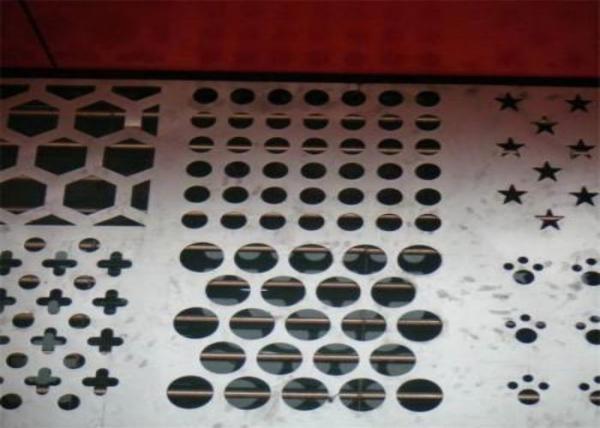 Punched 409L Stainless Perforated Mesh SUH409L Anti Oxidation