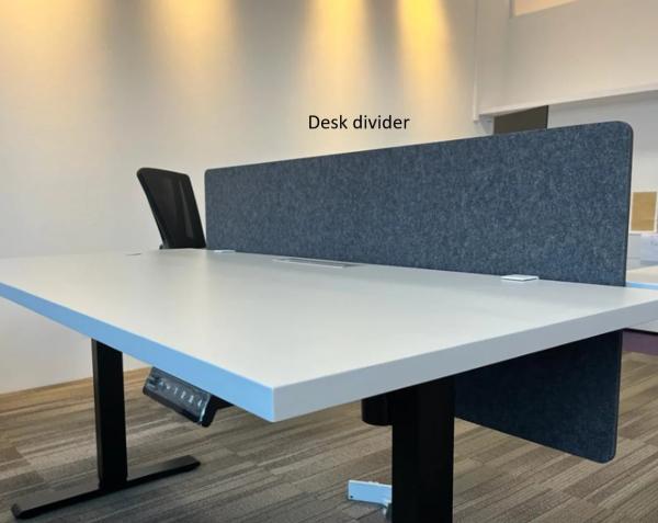 PET Felt 24mm Thickness Desk Acoustic Dividers Customized For Office Privacy