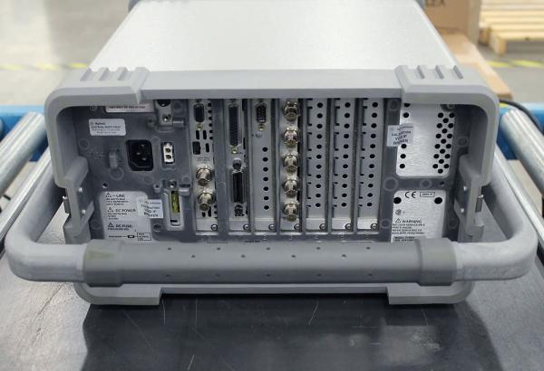Analista de espectro EMC de 3 GHz Analista de espectro RF Agilent E7402A