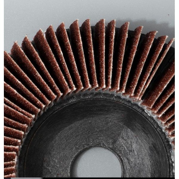 Curved 320 Grit 40 Grit Flap Wheel Disc Aluminium Oxide For Metal Custom