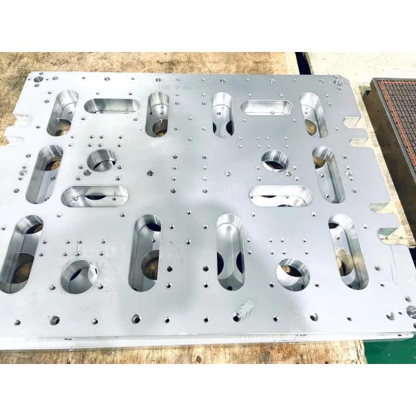 Ra0.2 подгоняло титан частей 0.0002in CNC подвергая механической обработке серебряный