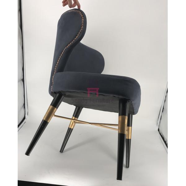 New Luxury Five Star Hotel Upholstered Leather Metal Frame Restaurant Chairs With Crossed Gold Feet