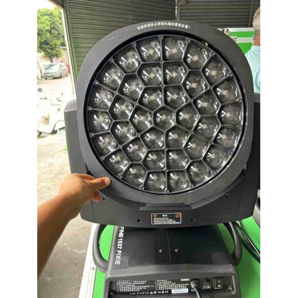 Big Bee Eye Used Stage Lights 550W LED Beam Wash 100V - 240V FINE ART 1537 37PCS OSRAM 15W DMX512