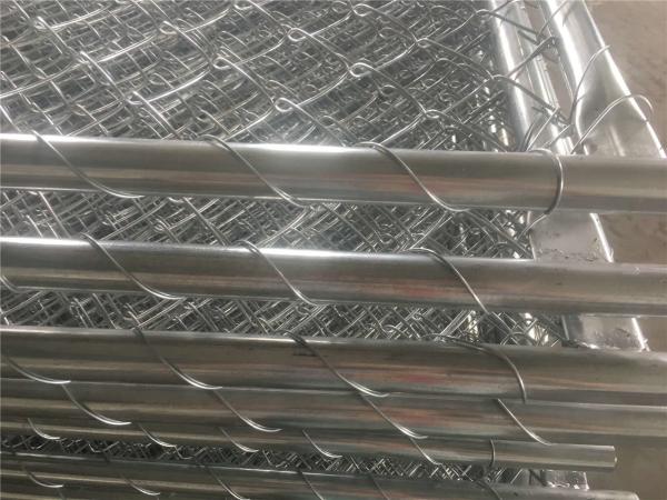 chain link temporary construction fence panels 6FT X 10F Mesh 2 3/8  x 2 3/8 ( 60mm x 60mm ) x 12 gauge wire