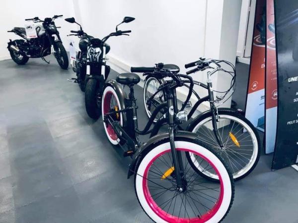 OEM Flexible PVC Garage Floor Tiles Cheap PVC Garage Flooring