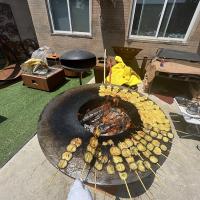 Grill de aço personalizado com captador de cinzas removível e design enferrujado