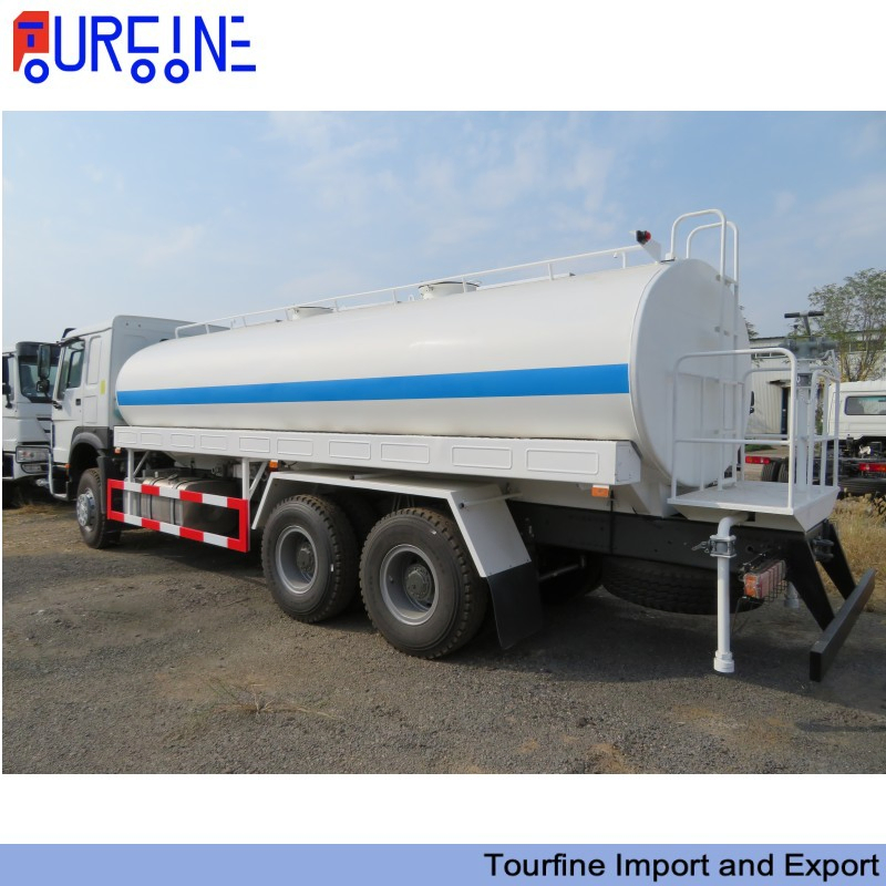 18000L Sinotruk HOWO Water Tank Truck 6X4 with Stainless Steel Tank