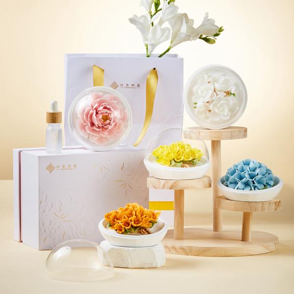 Customized Hand Made Ceramic Candle Holder For Home Fragrance AS GIFT WITH DIFFERENT FLOWERS