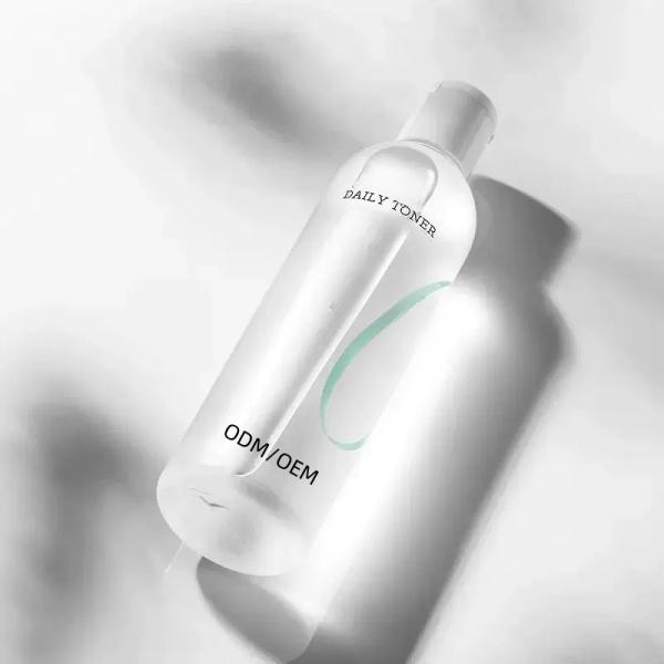 280ml AHA BHA VITAMIN C Daily Toner OEM Cosmetic Manufacturer