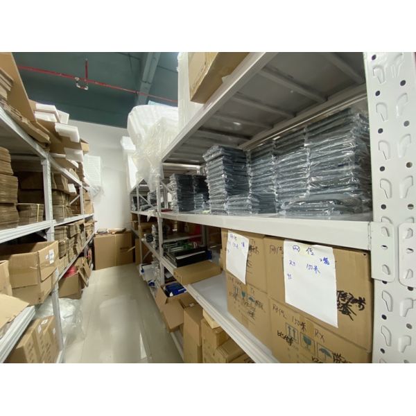 4K60 HDMI Matrix Switch 4 in 4 Out with HDMI 2.0 Support for Multi-Screen Control