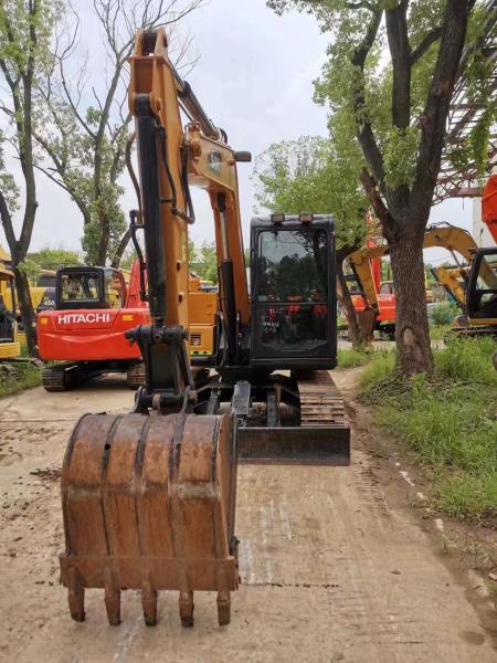 Sany SY75 SY60 SY135 Excavateur avec une capacité de seau de 0,28 m3 et un poids de machine de 7000 kg